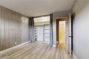 13105 Ixora Ct, North Miami, FL 33181 - Photo 11