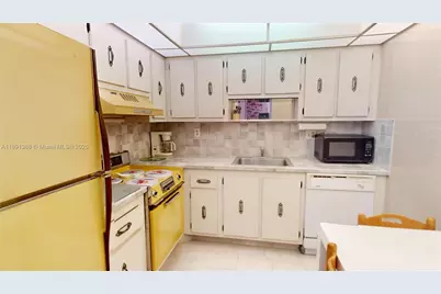 600 Three Islands Blvd #709, Hallandale Beach, FL 33009 - Photo 11