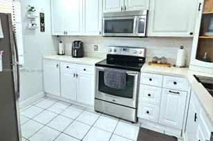4249 S Carambola Cir S, Coconut Creek, FL 33066 - Photo 11
