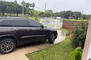 12601 SW 268th St, Homestead, FL 33032 - Photo 9