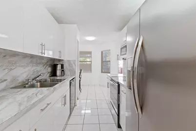 1251 SW 125th Ave #211T, Pembroke Pines, FL 33027 - Photo 9
