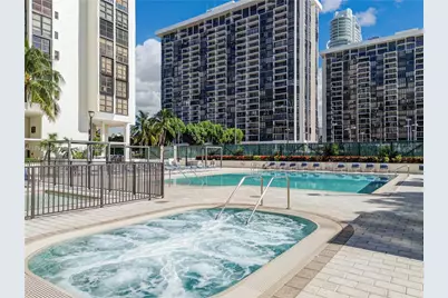 1901 Brickell Ave #B413, Miami, FL 33129 - Photo 31