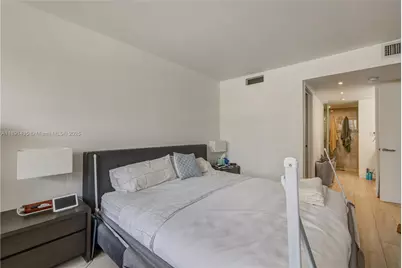 1901 Brickell Ave #B413, Miami, FL 33129 - Photo 19
