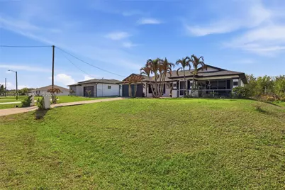 3003 W 25th St, Lehigh Acres, FL 33971 - Photo 15
