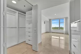 2641 N Flamingo Rd, Sunrise, FL 33323 - Photo 21