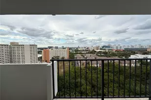 2780 NE 183rd St, Aventura, FL 33160 - Photo 25