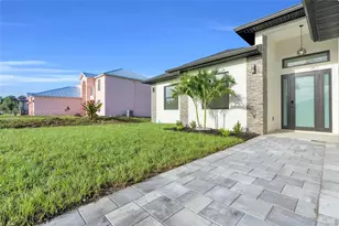 310 Lenz Ave S, Other City - In The State Of Florida, FL 33974 - Photo 7
