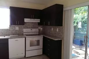 18223 Oleta Dr, North Miami Beach, FL 33160 - Photo 9