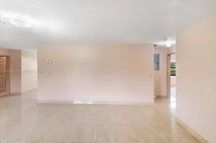 17001 NW 28th Ave, Miami Gardens, FL 33056 - Photo 7