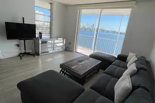 2910 Point E Dr, Aventura, FL 33160 - Photo 31