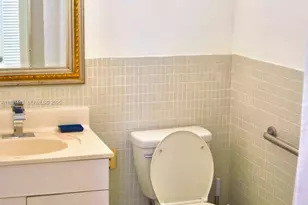 2910 Point E Dr, Aventura, FL 33160 - Photo 49