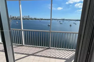 2910 Point E Dr, Aventura, FL 33160 - Photo 29