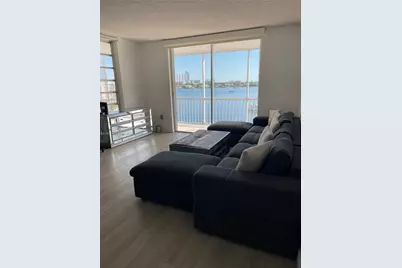 2910 Point East Dr #M601, Aventura, FL 33160 - Photo 11