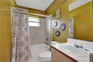 4130 SW 26th St, West Park, FL 33023 - Photo 25