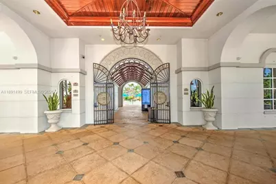 8385 Whisper Trace Ln Apt. #104, Naples, FL 34114 - Photo 1