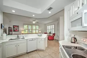 8385 Whisper Trace Ln Apt, Naples, FL 34114 - Photo 11