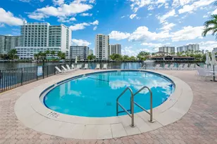 2881 NE 32nd St, Fort Lauderdale, FL 33306 - Photo 23