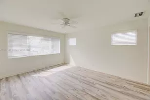 2881 NE 32nd St, Fort Lauderdale, FL 33306 - Photo 9