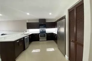 405 SW 183rd Way, Pembroke Pines, FL 33029 - Photo 7