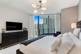 1000 Brickell Plaza, Miami, FL 33131 - Photo 23