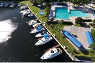 600 Three Islands Boulevard, Hallandale Beach, FL 33009 - Photo 5