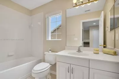 9141 Camden Gardens St, Orlando, FL 32827 - Photo 21