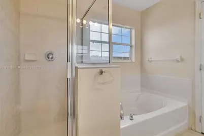 9141 Camden Gardens St, Orlando, FL 32827 - Photo 23