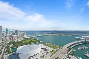 398 NE 5th St, Miami, FL 33132 - Photo 21
