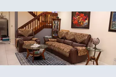 2542 NW 99th Ave, Coral Springs, FL 33065 - Photo 9