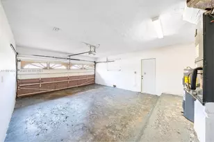 10840 NW 40th St, Coral Springs, FL 33065 - Photo 39