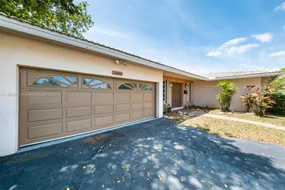 10840 NW 40th St, Coral Springs, FL 33065 - Photo 5