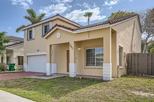 7451 SW 157th Ct, Miami, FL 33193 - Photo 1