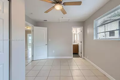 7740 Shalimar St, Miramar, FL 33023 - Photo 9