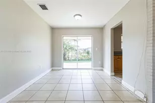 7804 Meridian St, Miramar, FL 33023 - Photo 13