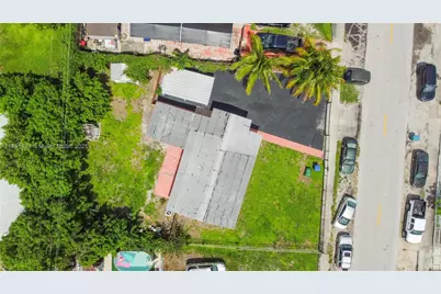 8330 NW 33rd Ave, Miami, FL 33147 - Photo 29