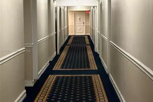 5005 Collins Ave, Miami Beach, FL 33140 - Photo 29