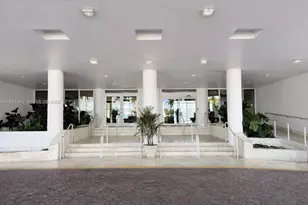 5005 Collins Ave, Miami Beach, FL 33140 - Photo 23