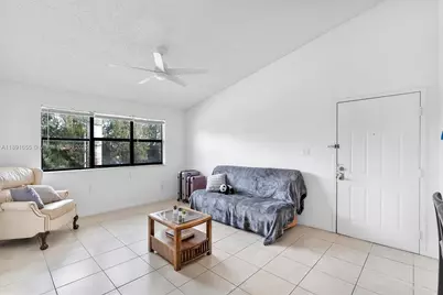610 S Park Rd #35-1, Hollywood, FL 33021 - Photo 7