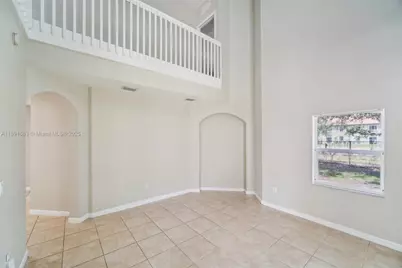 3691 NE 4th St, Homestead, FL 33033 - Photo 11