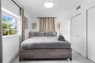 315 NW 106th St, Miami, FL 33150 - Photo 23