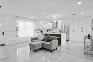 315 NW 106th St, Miami, FL 33150 - Photo 7