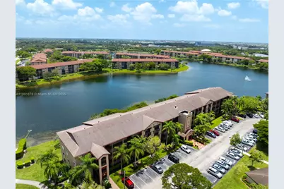 13700 SW 11th St #309A, Pembroke Pines, FL 33027 - Photo 3