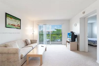 13700 SW 11th St #309A, Pembroke Pines, FL 33027 - Photo 23