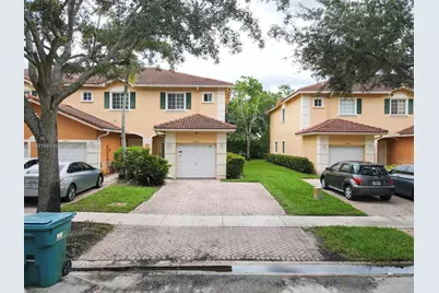 6580 Catalina Ln #6580, Tamarac, FL 33321 - Photo 1