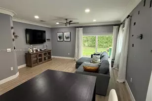 6580 Catalina Ln, Tamarac, FL 33321 - Photo 7