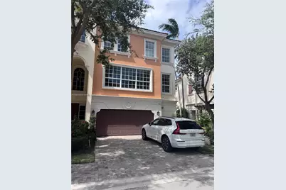 5565 NE Trieste Way, Boca Raton, FL 33487 - Photo 1