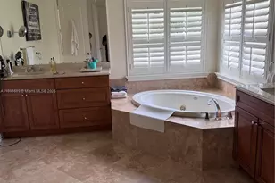 5565 NE Trieste Way, Boca Raton, FL 33487 - Photo 21