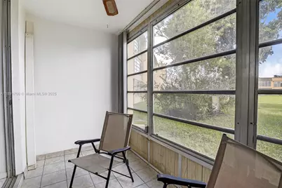 9041 Sunrise Lakes Blvd #107, Sunrise, FL 33322 - Photo 13