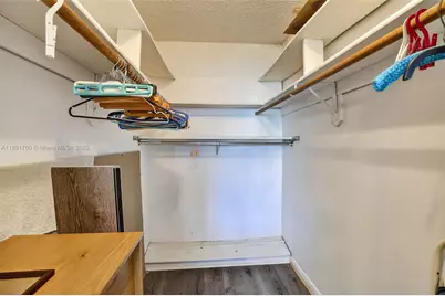 9041 Sunrise Lakes Blvd #107, Sunrise, FL 33322 - Photo 15