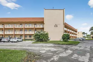 9041 Sunrise Lakes Blvd, Sunrise, FL 33322 - Photo 25